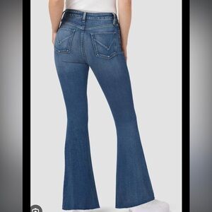 Hudson Holly Serene Flare | 29